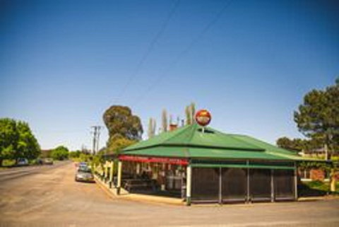 Wombat Hotel - Lismore Accommodation 0