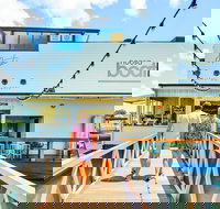 Noosa Boathouse - Lismore Accommodation