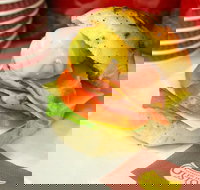 Nathan's Famous - Prairiewood - Lismore Accommodation