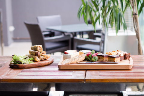 Commercial Club - Lismore Accommodation 1