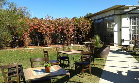 Riverbank Of Queanbeyan Cafe - Lismore Accommodation 1