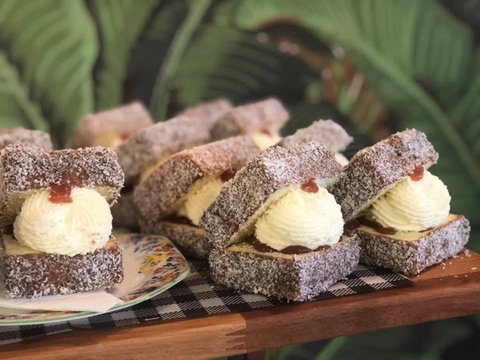 Flavours Patisserie Cafe  - Parkdale - Lismore Accommodation 0
