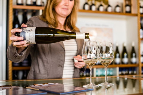 Bay Of Shoals Wines - Lismore Accommodation 1