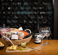 Shut the Gate Wines - Lismore Accommodation