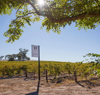 Hayes Family Wines - Lismore Accommodation