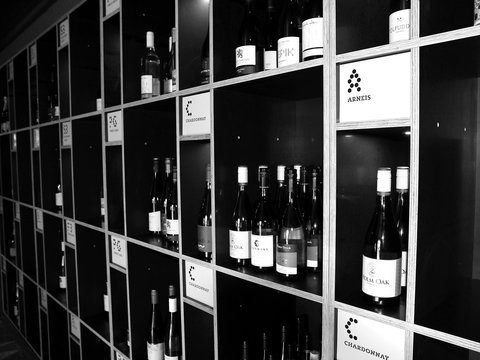 Tamar Valley Wine Centre - Lismore Accommodation 2