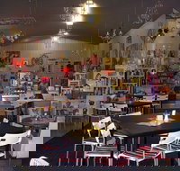 Noelene's Book Cafe - Lismore Accommodation