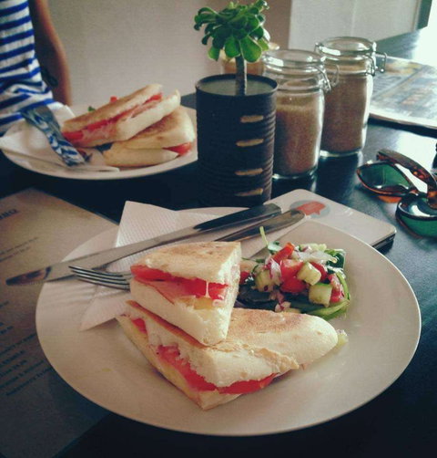 Side Pocket Espresso - Lismore Accommodation 0