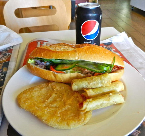 VN Wrap 'n' Roll - Sunshine North - Lismore Accommodation 0