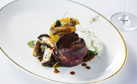 SJ's Brasserie - Lismore Accommodation 3