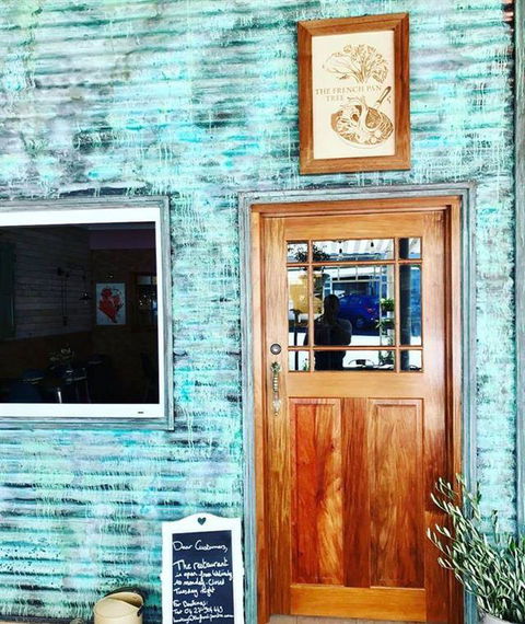 A Treat Of France - Lismore Accommodation 5