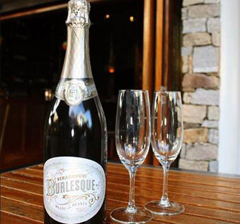 O Bar & Restaurant - Lismore Accommodation 8