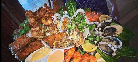 Apollo Bay Wine Bar & Coffee Shop - Lismore Accommodation 0