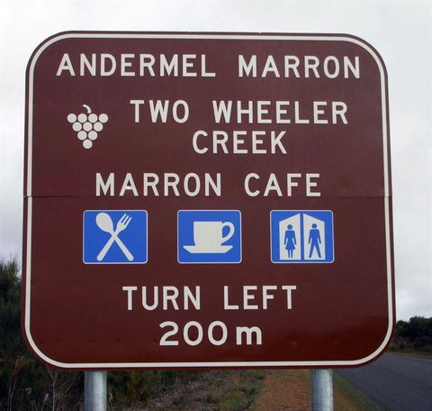 Marron Cafe - Lismore Accommodation 9