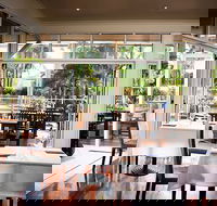 Poolside Restaurant - Lismore Accommodation