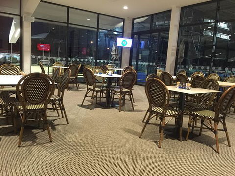Broadbeach Bowls Club - Lismore Accommodation 1