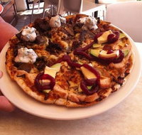 Zacharys Gourmet Pizza Bar