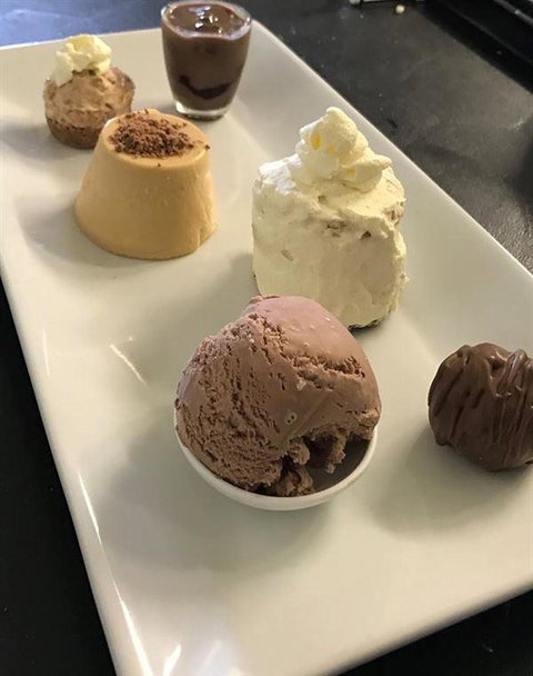 Cottontails Restaurant And Winery - Lismore Accommodation 9