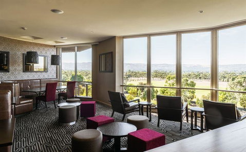 Skyline Restaurant - Lismore Accommodation 9