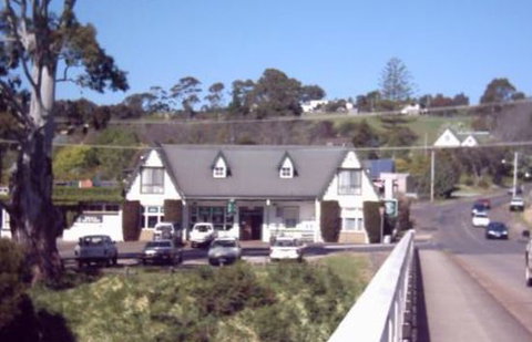 Bridge Hotel Forth - Lismore Accommodation 0