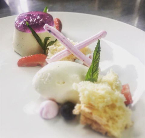 Table 426 - Lismore Accommodation 19