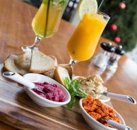 2 Cuz Cafe - Lismore Accommodation
