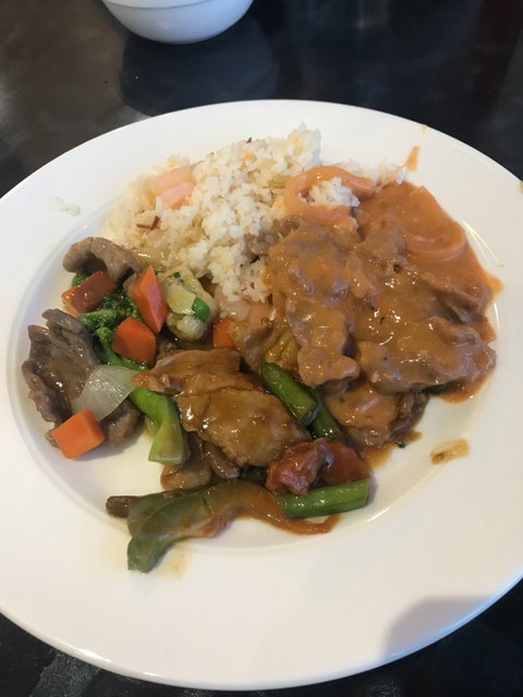 Queen Bee Indonesian And Chinese Restaurant - Lismore Accommodation 7