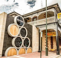 Pretoria Hotel Bistro - Lismore Accommodation