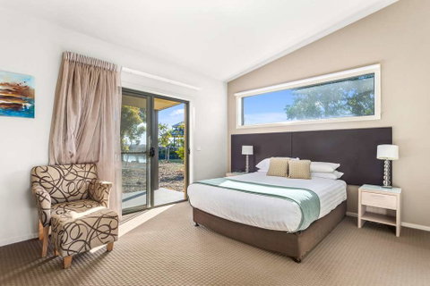 Quality Suites Point Cook Seasons 5 - Lismore Accommodation 6