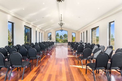 Quality Suites Point Cook Seasons 5 - Lismore Accommodation 13