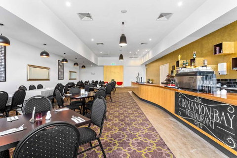 Quality Suites Point Cook Seasons 5 - Lismore Accommodation 15