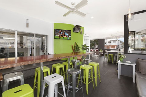 Chino Hotel - Lismore Accommodation 4