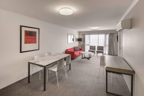 Adina Serviced Apartments James Court - Lismore Accommodation 5