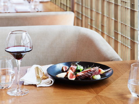 Sofitel Sydney Darling Harbour - Lismore Accommodation 11