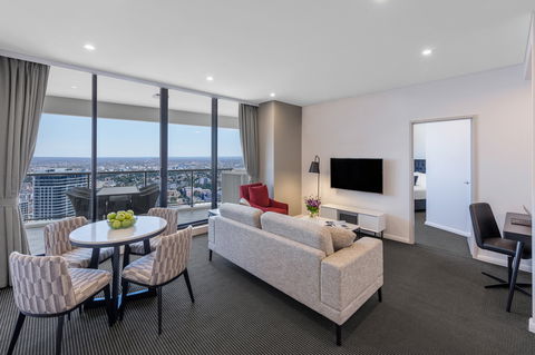 Meriton Suites Kent Street - Lismore Accommodation 9