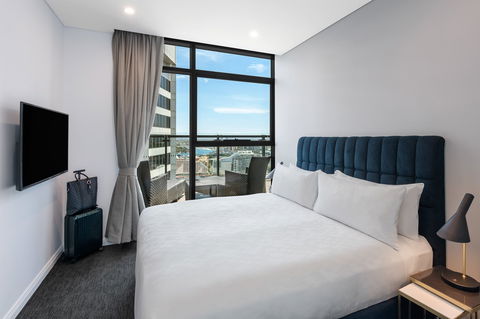 Meriton Suites Sussex Street, Sydney - Lismore Accommodation 14
