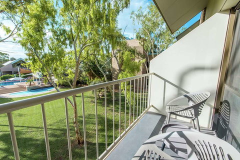 DoubleTree by Hilton Hotel Alice Springs - Lismore Accommodation 5