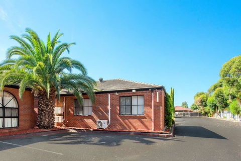 Comfort Inn Dandenong - Lismore Accommodation 1