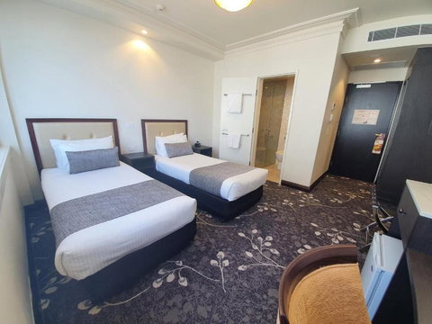 Burke & Wills Hotel - Lismore Accommodation 1