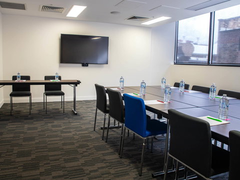 Ibis Styles Brisbane Elizabeth Street - Lismore Accommodation 9