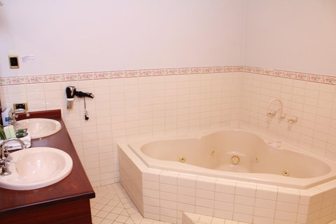 Margaret River Motel - Lismore Accommodation 7