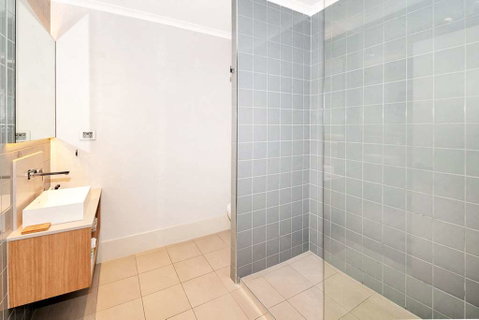 Clarion Hotel Townsville - Lismore Accommodation 9