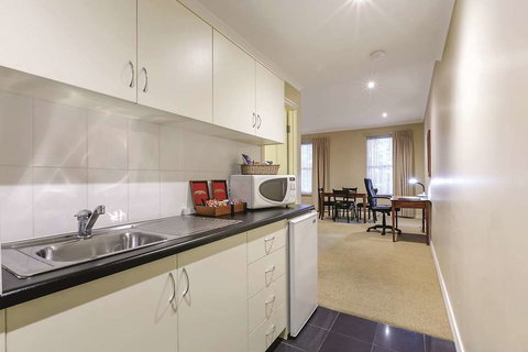 Lake Inn Ballarat - Lismore Accommodation 7