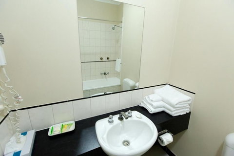 Barkly Motor Lodge - Lismore Accommodation 11