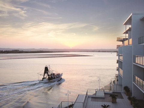 Ramada Hotel & Suites Ballina - Lismore Accommodation 1