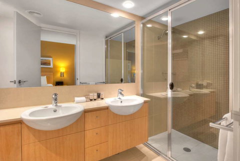 Ramada Hotel & Suites Ballina - Lismore Accommodation 7