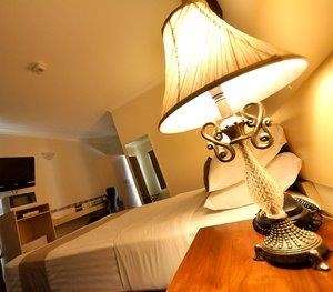 Emerald Maraboon Motor Inn - Lismore Accommodation 11