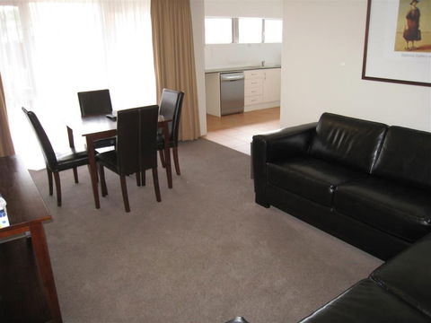 Forrest Hotel & Apartments - Lismore Accommodation 3