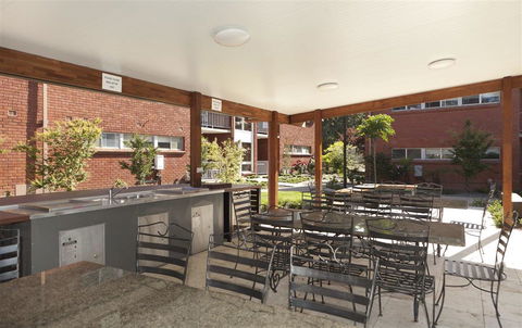 Forrest Hotel & Apartments - Lismore Accommodation 8