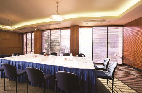 DoubleTree by Hilton Hotel Darwin - Lismore Accommodation 11
